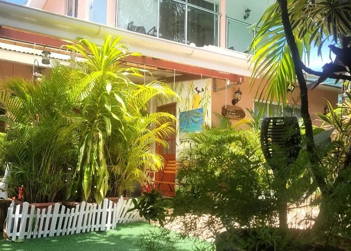 Creole Pointe La Rue